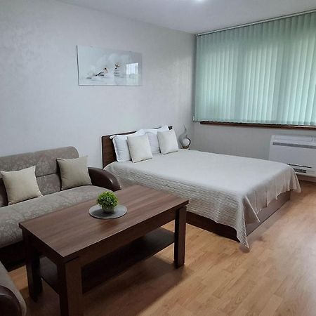 Апартамент Миг Haskovo Exterior foto